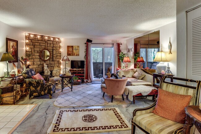 205 Wright St Unit SI FL2-ID1588175P