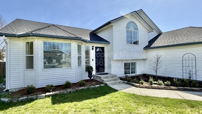 Photo - 8061 N Ainsworth Dr