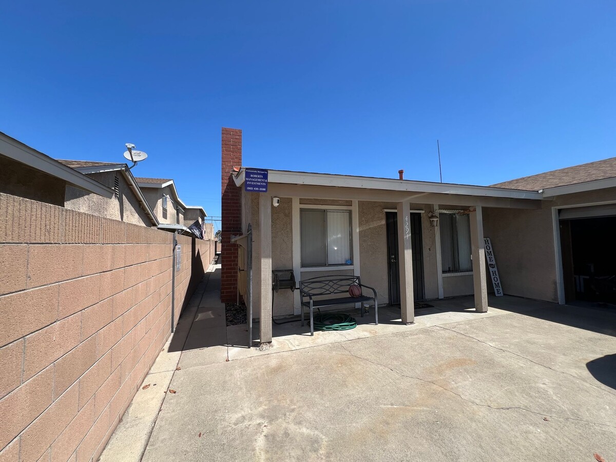 Photo - 4297 Farquhar Ave Apartments Unit 4297