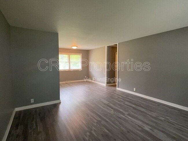 Photo - 3413 N Milton St