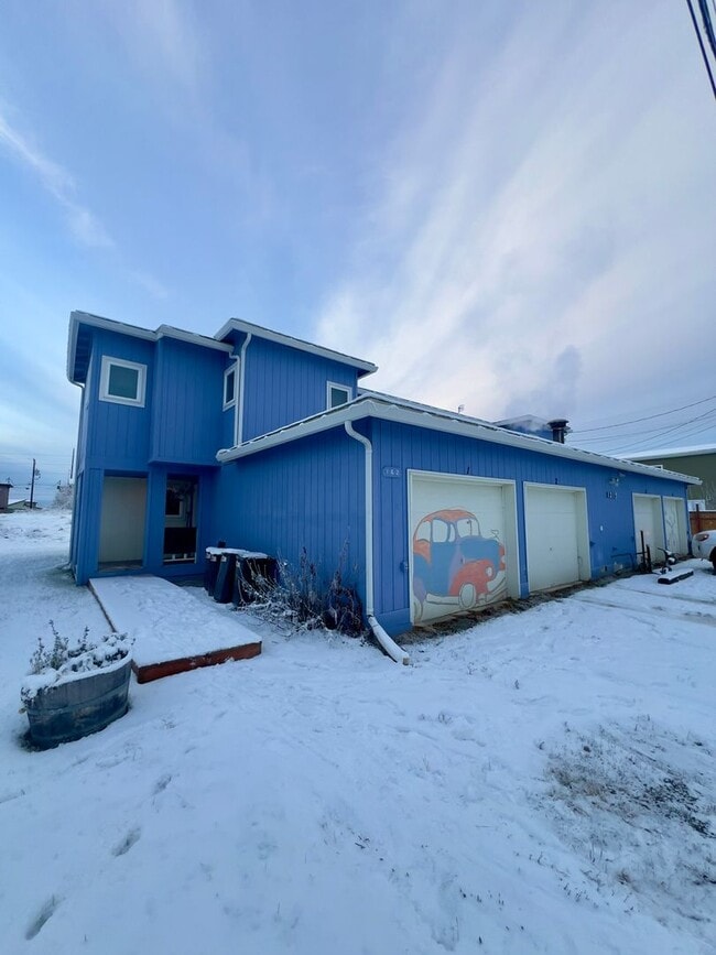 Building Photo - 28th Ave 1215- Unit #1