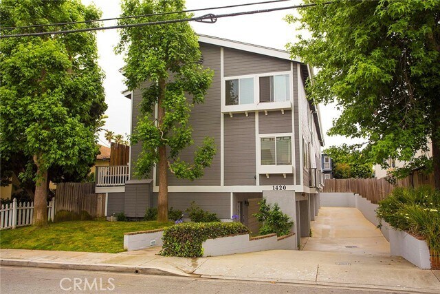 Photo - 1420 12th St