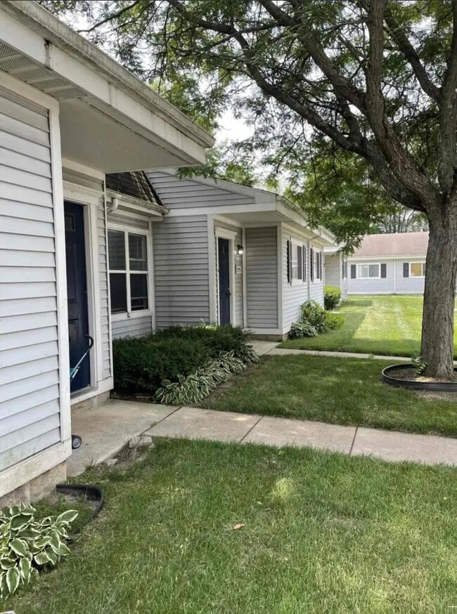 Photo - PLEASANT ACRES Apartments