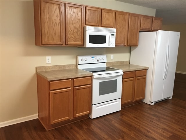 Photo - 13 Holly Springs Cir