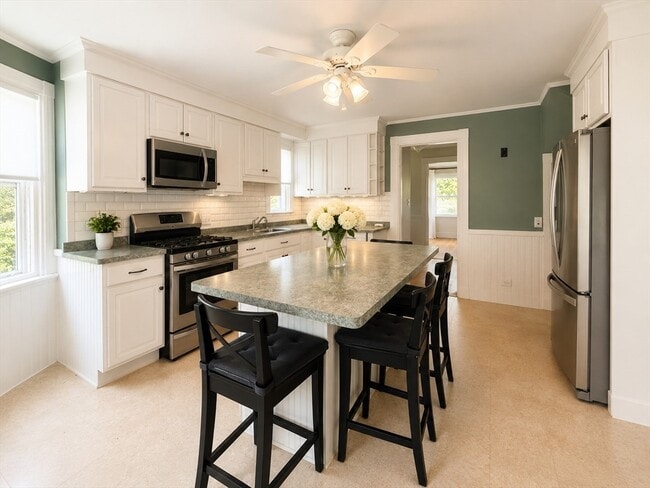 Photo - 149 Elm St