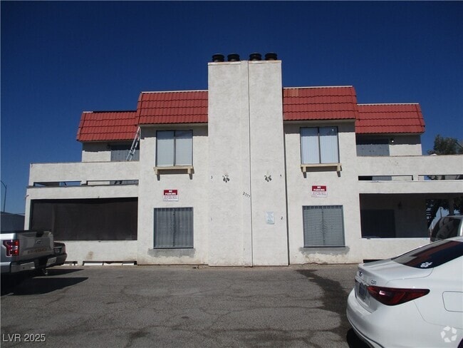 Building Photo - 2377 Exeter Dr Rental