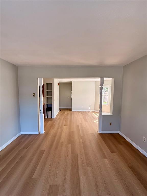 39 Andrews Ave