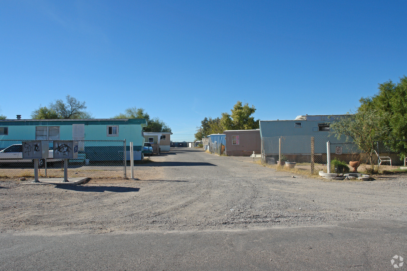 Bentley Parke - Bentley Parke Apartments