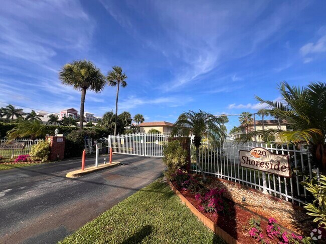 Building Photo - 720 N Dixie Hwy Unit 203 Rental