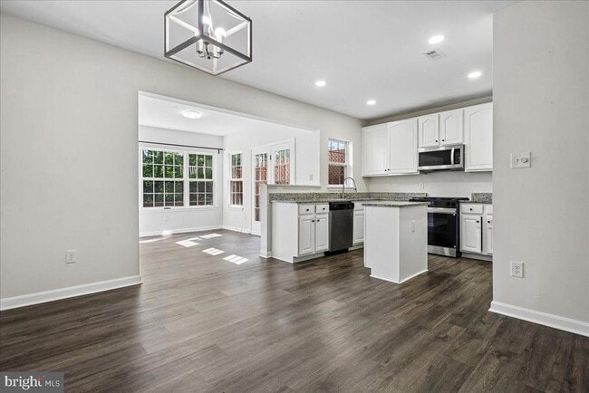 Photo - 3802 Koval Ln