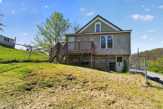 Photo - 804 Illinois Ave