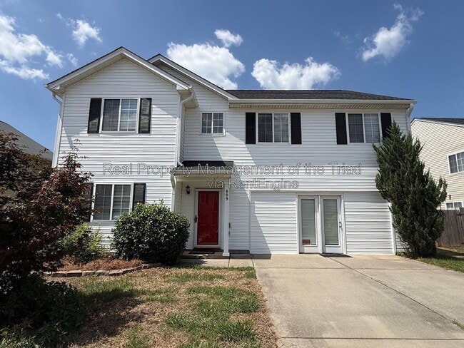 Building Photo - 809 Topsail Dr