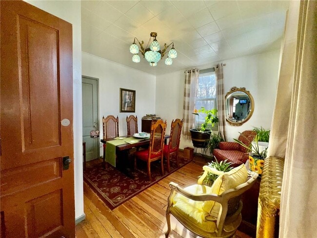 Photo - 1464 W Minnehaha Ave