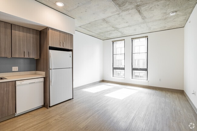 3BR, 2BA - 1,009SF - Living Room - The Vera