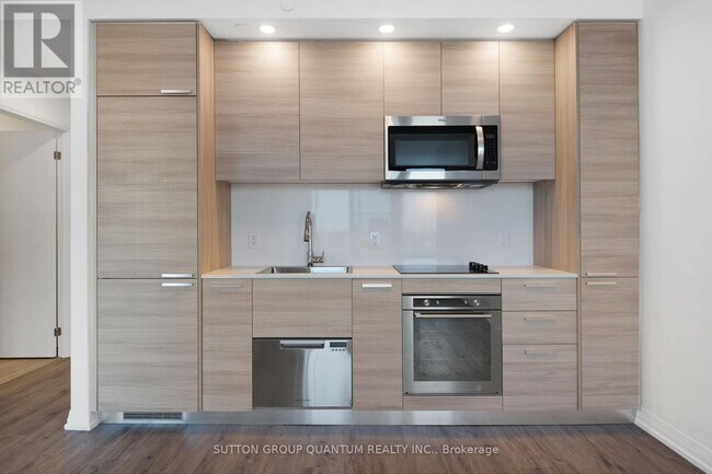 Photo - 75 Canterbury Pl Unit 2616