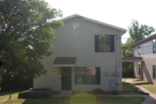 Photo - 930-932 Berry Street Unit 932