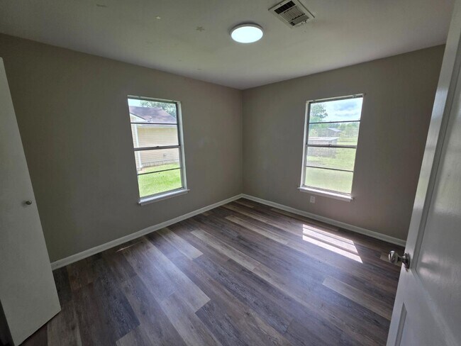 Photo - 7186 Headlee Rd