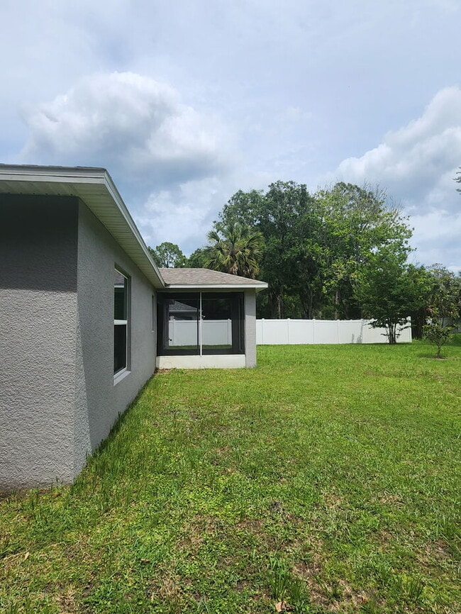 Photo - Beautiful 3/2 HOME IN PALM COAST
