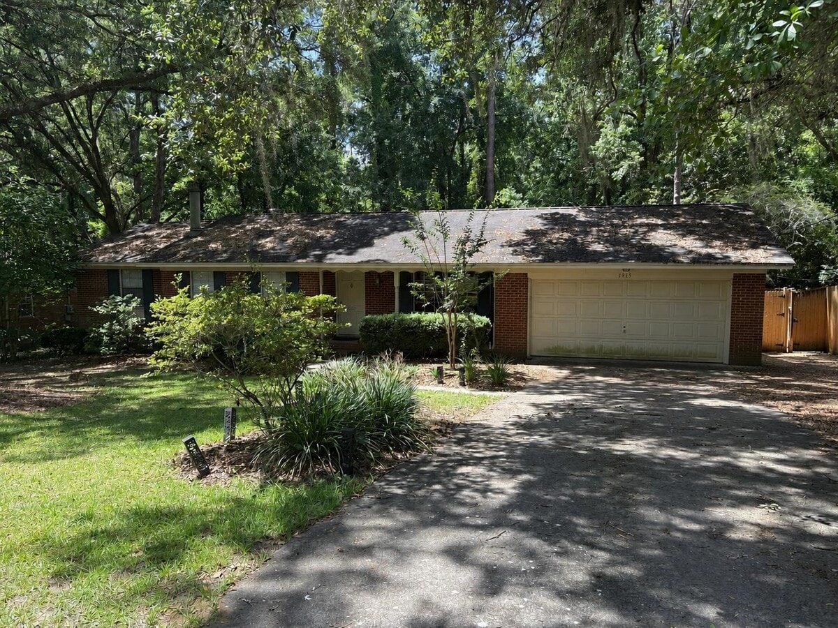Photo - 1915 Doomar Dr
