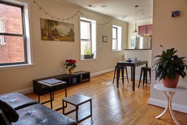 Photo - 5611 5th St NW