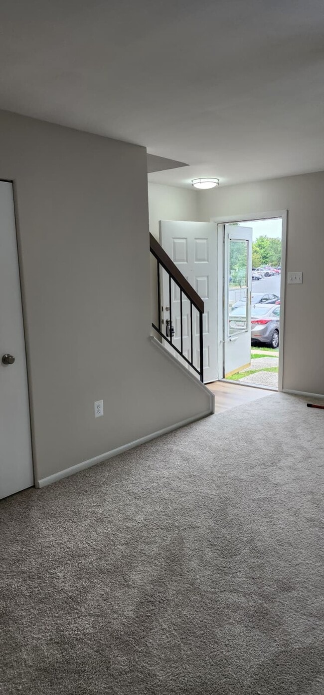 Photo - 5842 Holly Hock Pl