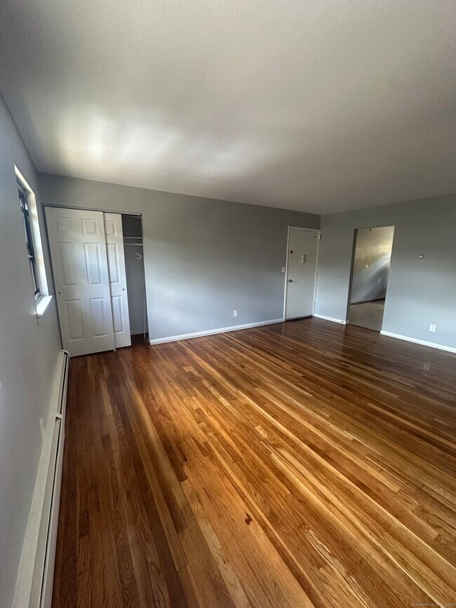 Photo - 12 Kaye Plaza Unit E-08