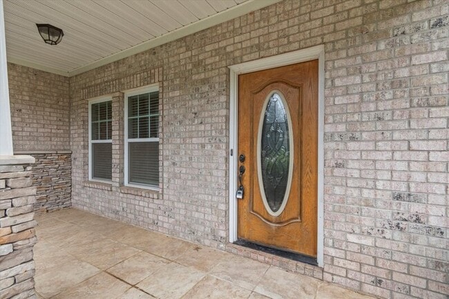 Photo - 288 Big Oak Ln