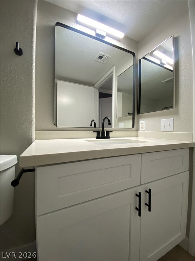 Building Photo - 8410 Eldora Ave Unit 1090