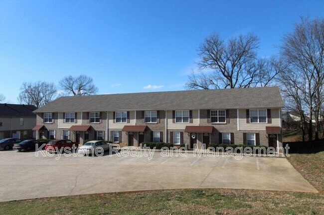 Building Photo - 2300-3 Raleigh Ct