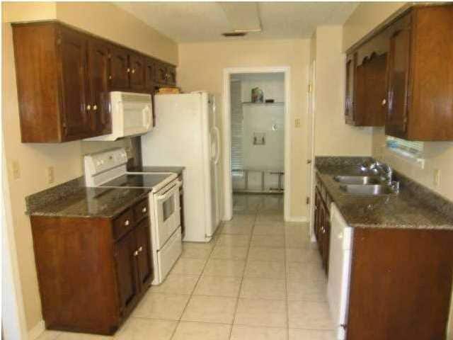 1562 Sugar Pine Ct