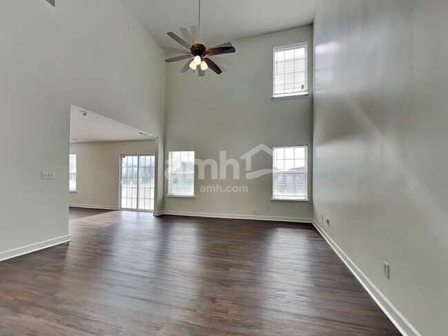 Photo - 14012 Sobeck Ln