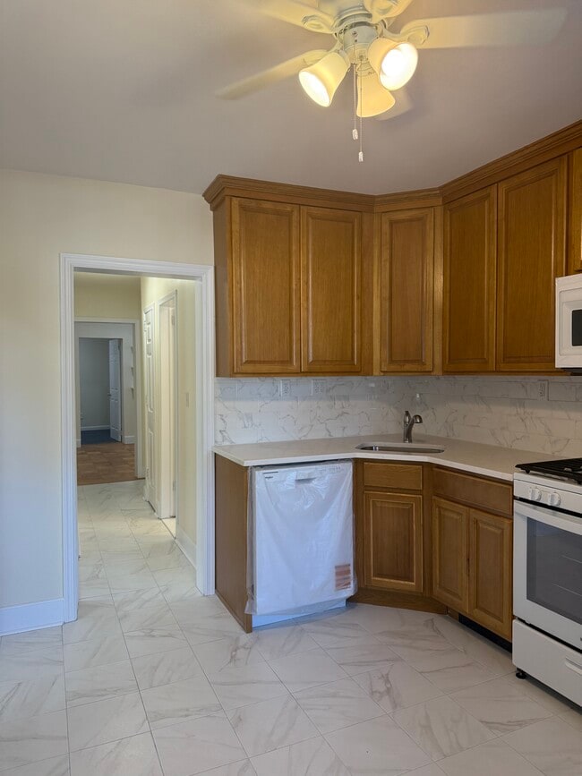 Photo - 270 Crescent Pl Apartments