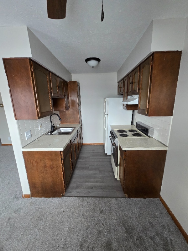 Building Photo - 353 Pershing Ave NE Rental
