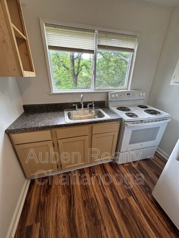 Photo - 14 Hemlock Cir