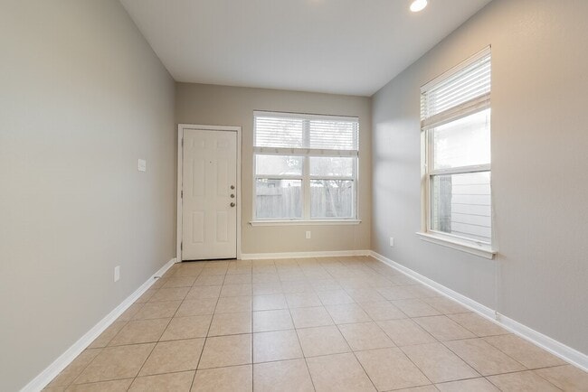 Photo - 17243 Lafayette Hollow Ln