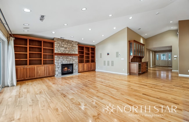 Photo - Renovated 1941 Lakefront Classic