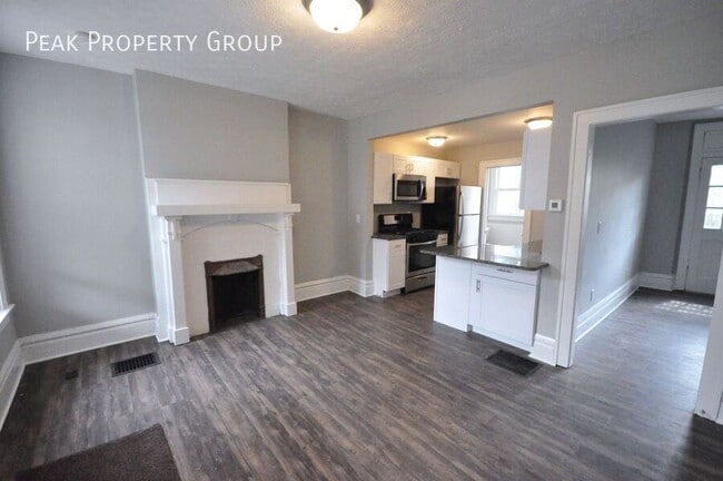 Building Photo - 26 E 2nd Ave Unit 21