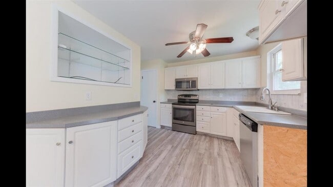 Photo - 30 Green Hill Ln