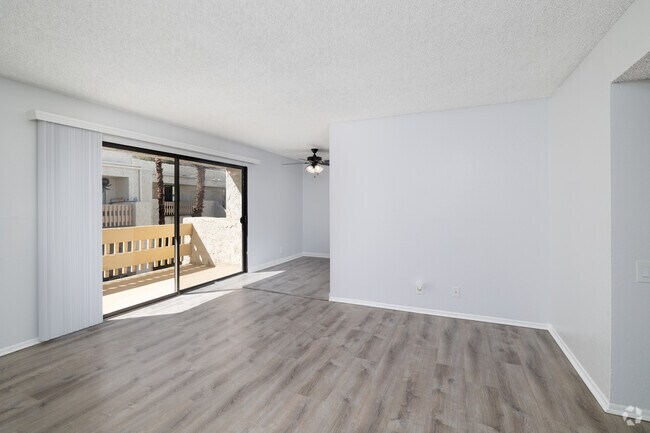 2BR, 2BA - 1,005SF - Living Room - Palm Canyon Terrace