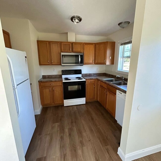 Photo - 218 Magnolia St