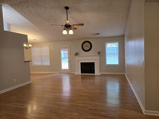 Photo - 3585 Plum Creek Trail NW