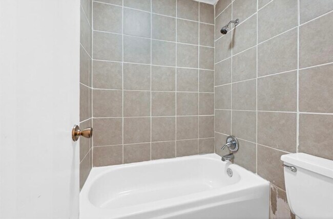 Photo - 6161 Reims Rd Unit 200