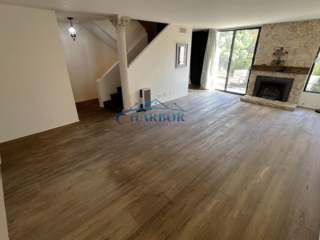 Photo - 3608 W Estates Ln Unidad 3608 West Estates Lane # B