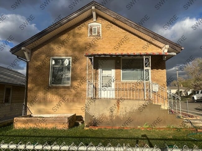 Building Photo - Available Now! Call Stephanie for showings & info! 307.389.7881