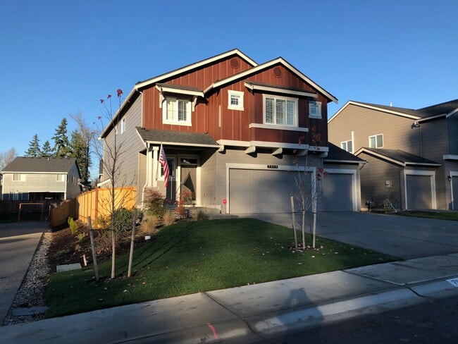 Beautiful 2016 Build - 7919 165th St Ct E House