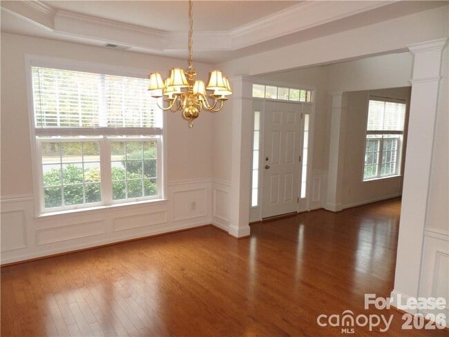 Photo - 9525 Oswald Ln