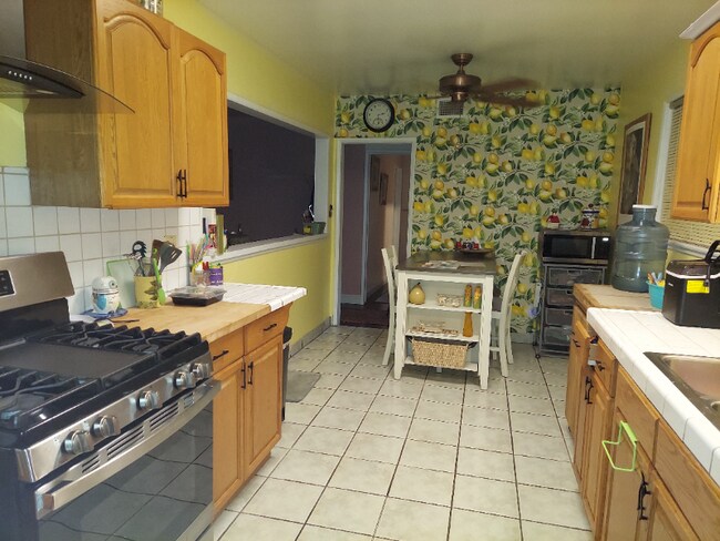 Photo - 1320 S Fleetwell Ave