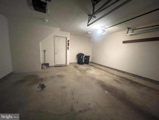 Photo - 2450 Garnett Dr