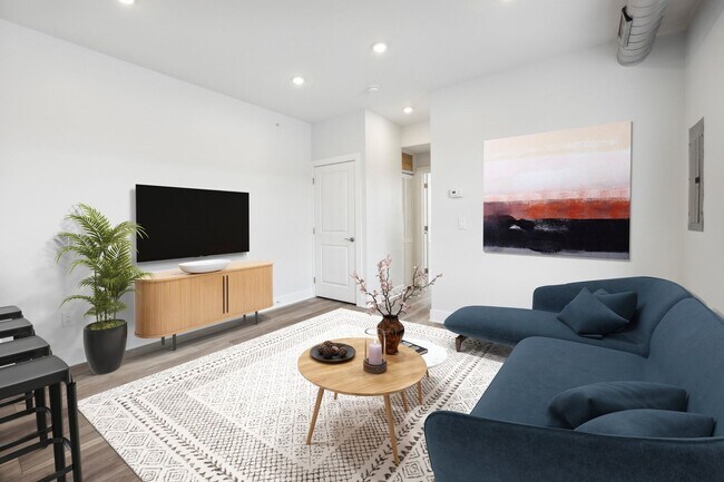 1213 N 41st