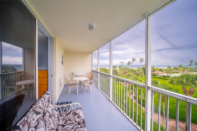 Photo - 3600 N Ocean Dr Unit 421
